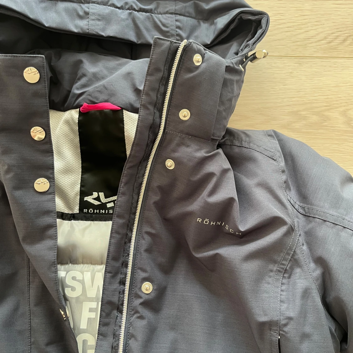 Röhnisch vinterparkas i nyskick! Stl 40 - 92