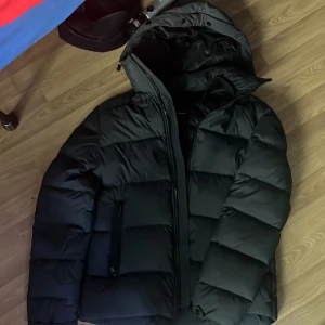 Jlindeberg jacka  - Storleck s, bra scick, varm vinterjacka