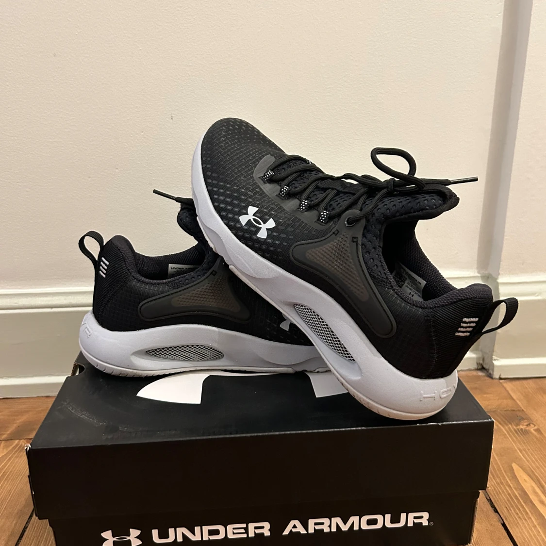 Under Armour HOVR Sonic 5