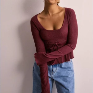 Nelly topp - Storlek:S  Knappt använd  Kommer inte till användning 