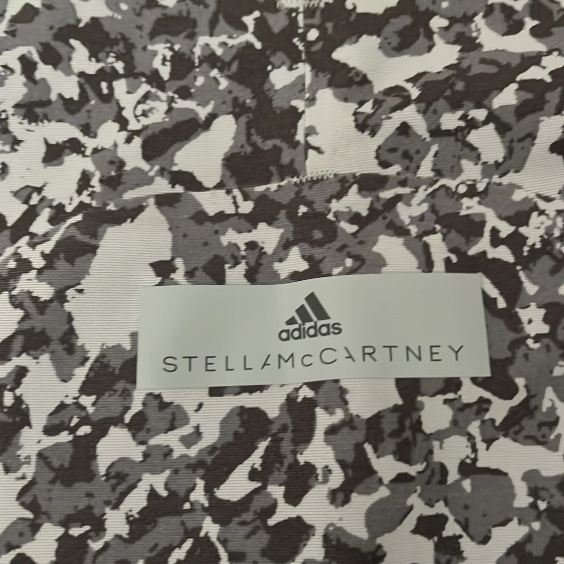 Träningstopp från Adidas - 91