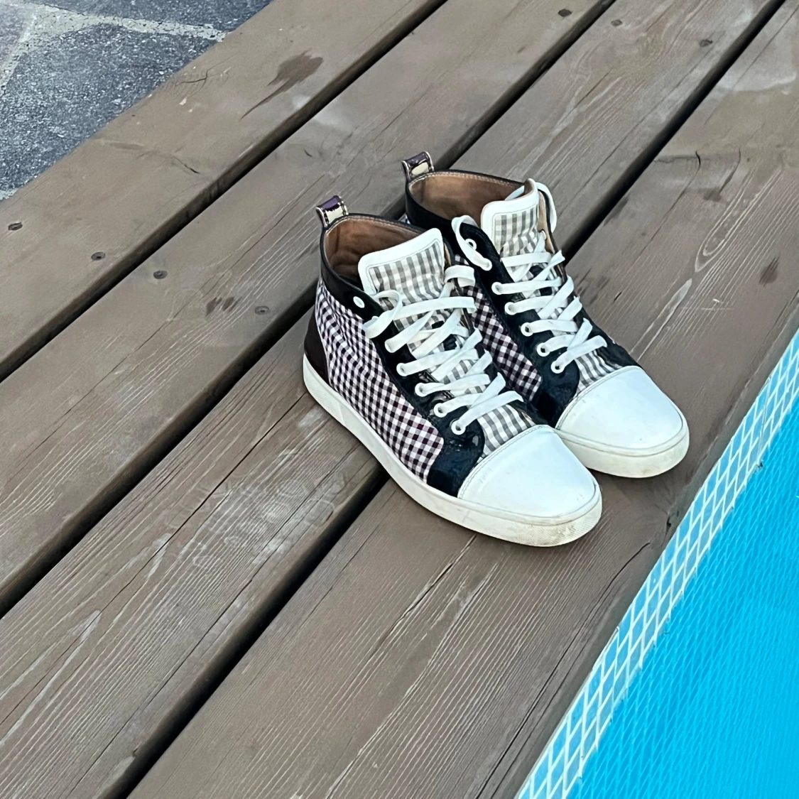 Christian Louboutin Skor säljes! STEAL PÅ DESSA UNIKA