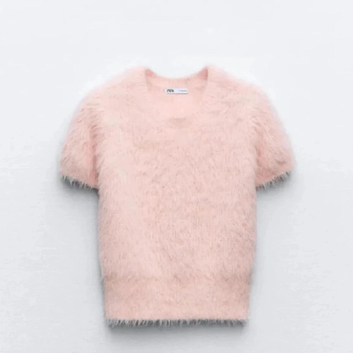 Rosa fluffig tröja från Zara - 91