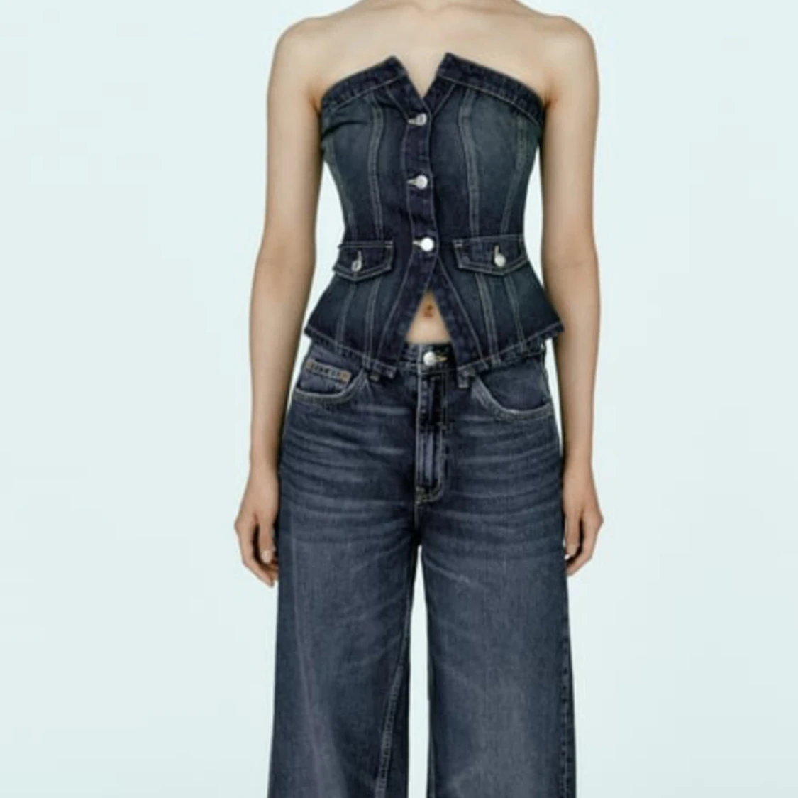 Zara slutsåld Denim topp 