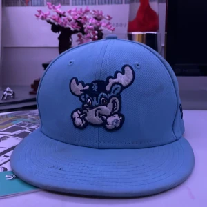 MLB fitted keps - Säljer min knappt använda MLB keps ! Ny pris 699 mitt pris 345!