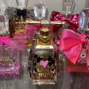 I love juicy couture parfym  - Använd några gånger men den är nästan full. Det är inte min doft längre då jag vill ha sötare dofter. 100 ml 