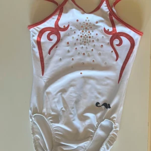 Kortärmad gymnastikdräkt  - Mycket bra skick