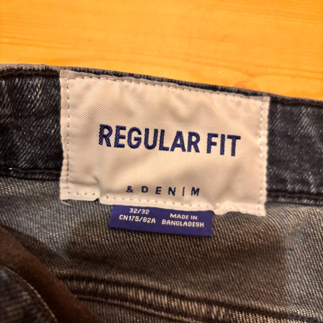Mörkblåa Jeans - 90