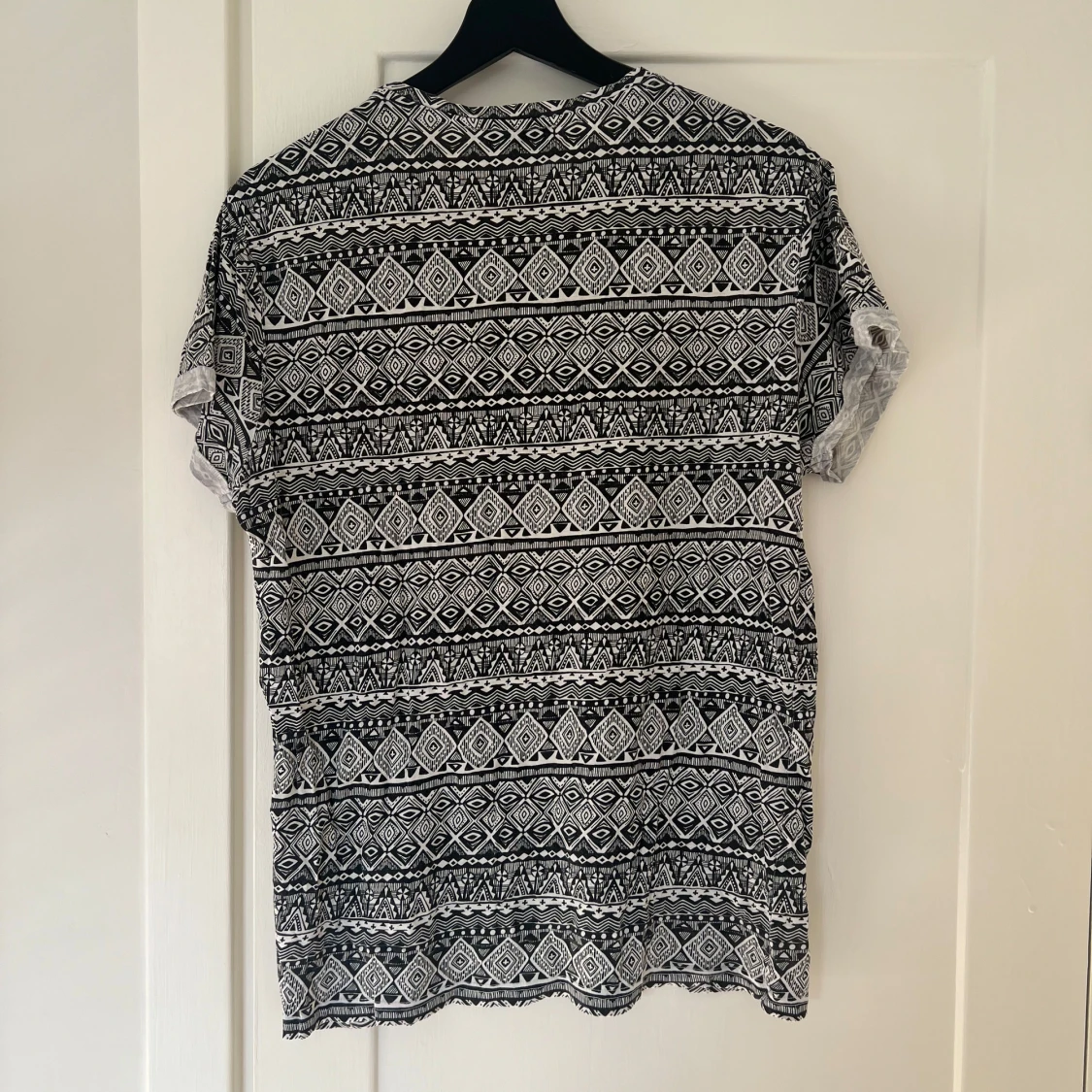 Mönstrad t-shirt från New Look Men - 90