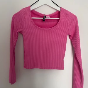 Rosa topp - Nyskick, aldrig använt tidigare. 