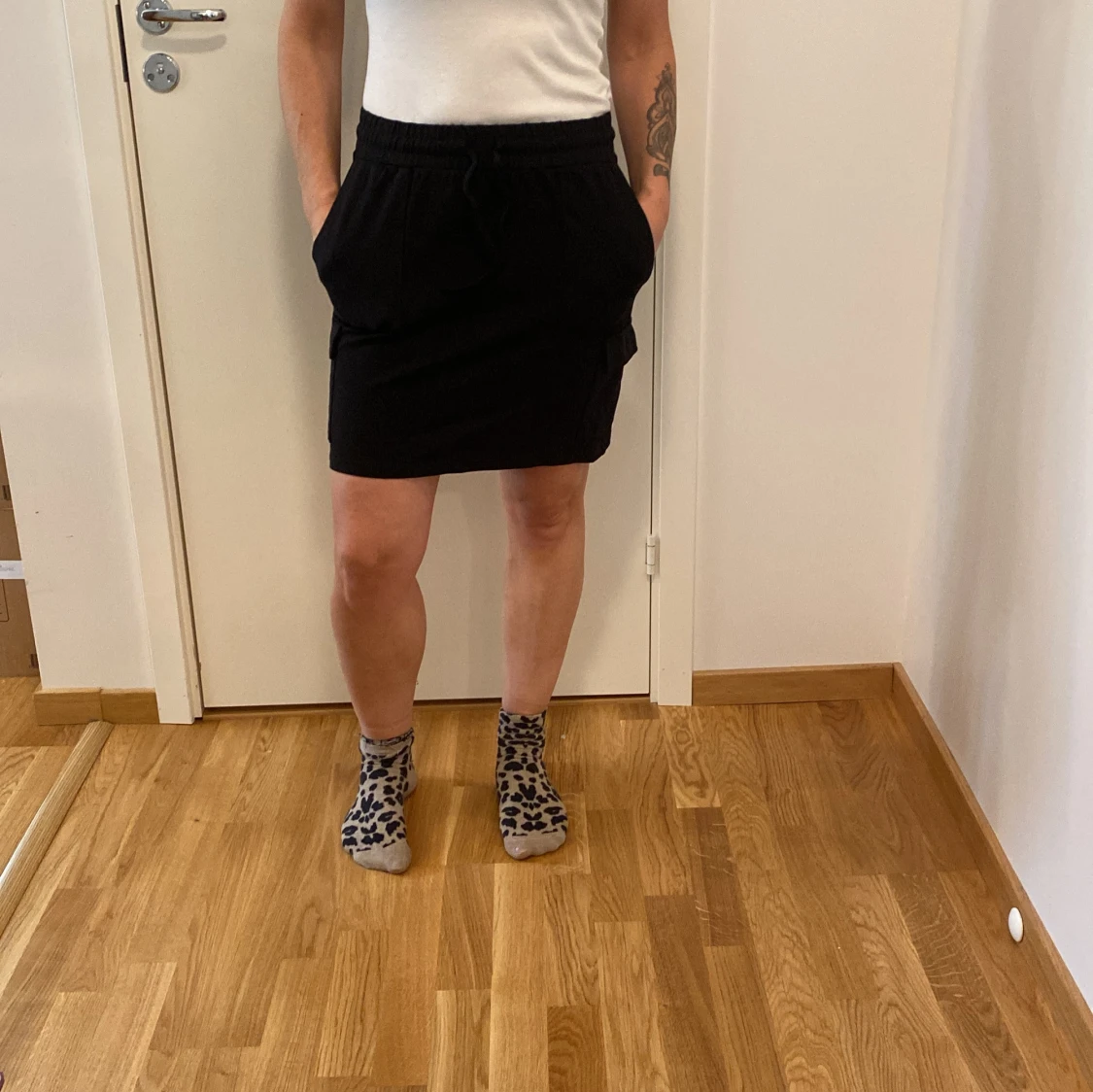 Svart kjol från Stories