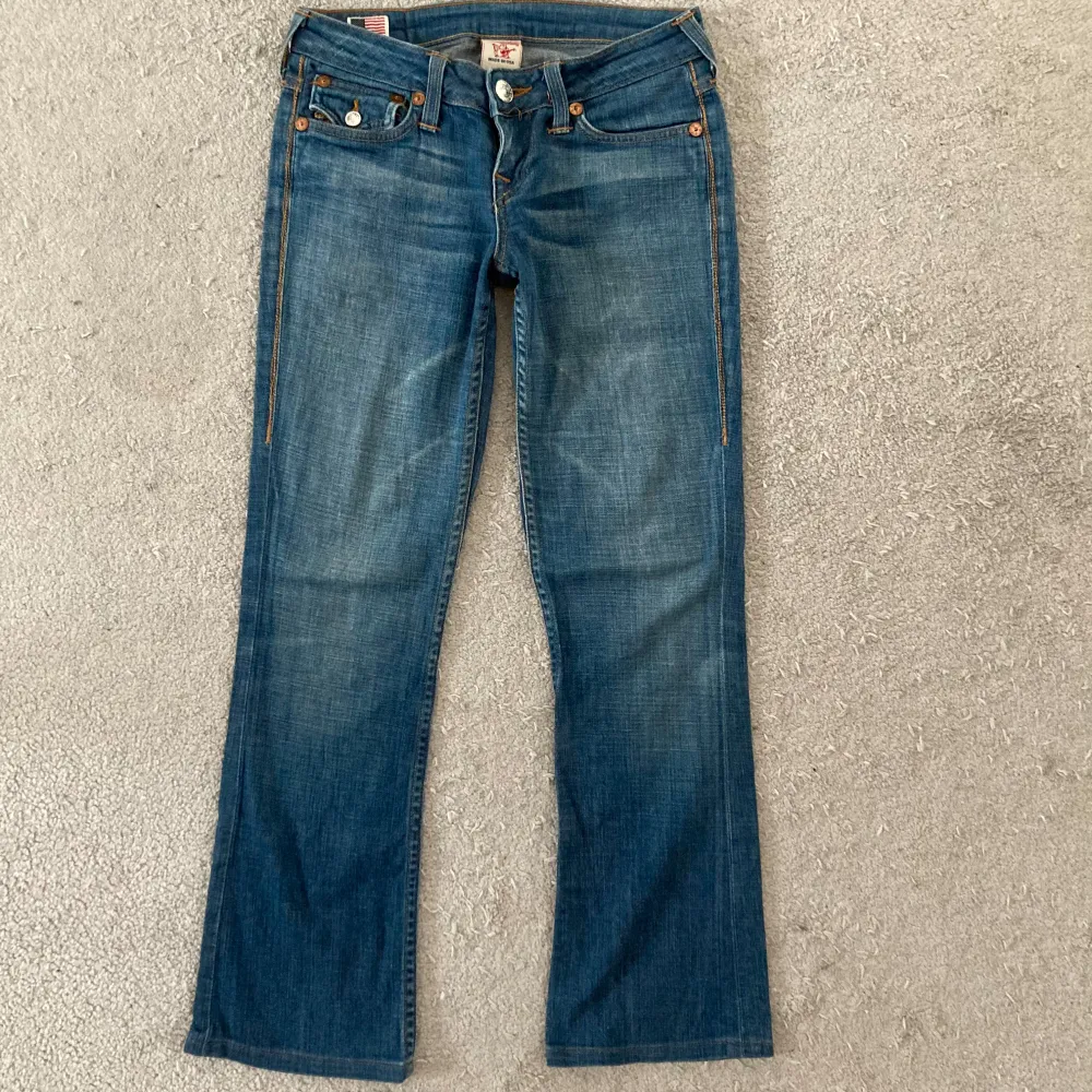 True religion low waist bootcut jeans. Storlek 25. Jeans & Byxor.