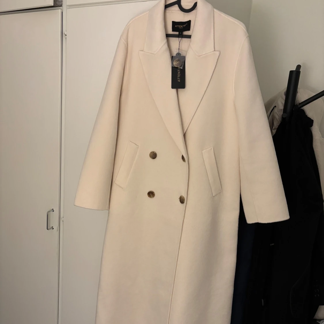 Vit lång kappa - 92