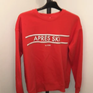 Röd tröja👕 - Snyggt,modernt 🤍👕 