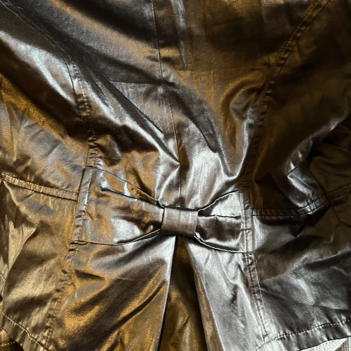 Svart glansig kavaj/kofta - 93