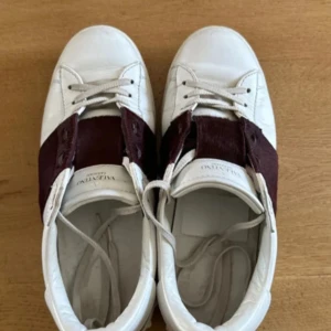 Valentino  - Skit snygga valentino skor för dunder pris! 