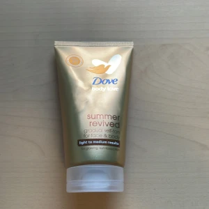 Dove summer revived lotion - Oöppnad lotion som jag inte ens har testat, 75 ml💕 Skriv om man har frågor!