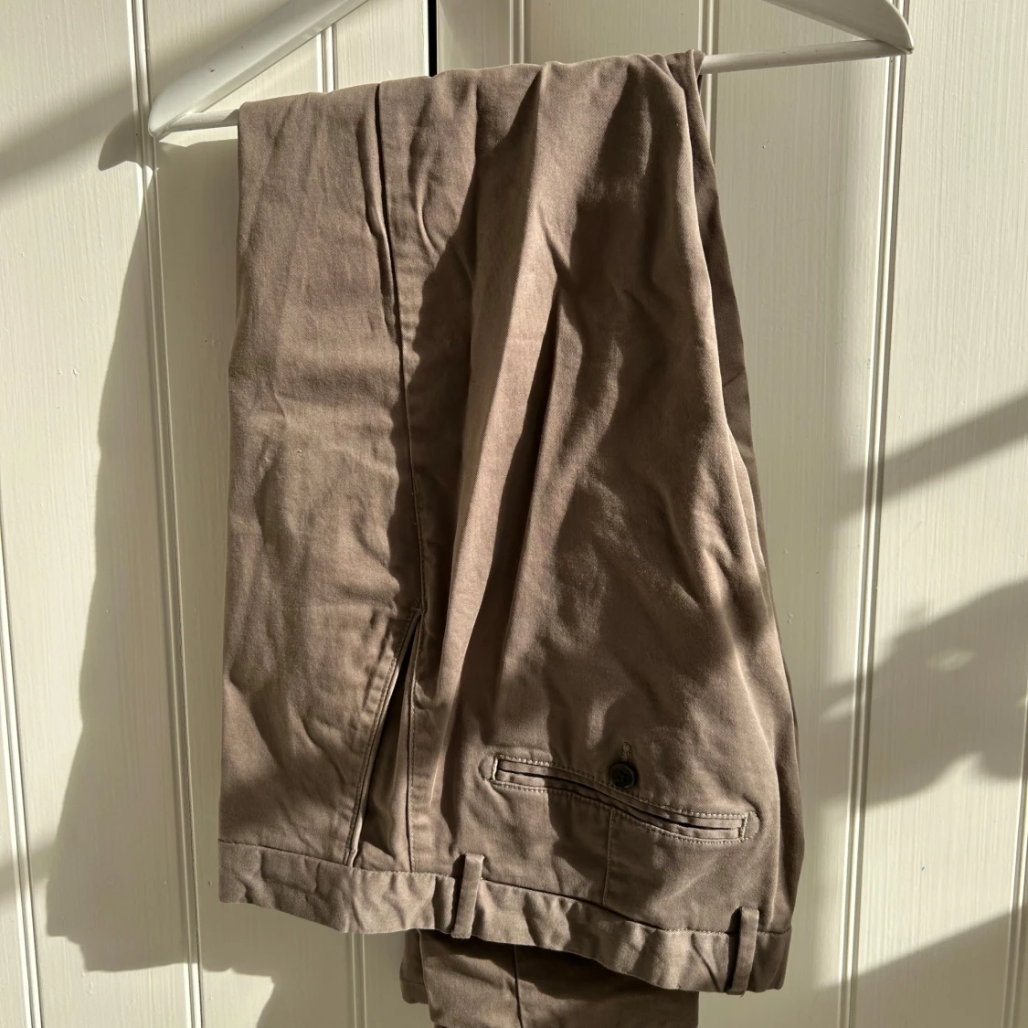 Oanvända John Henric chinos beiga  - 3