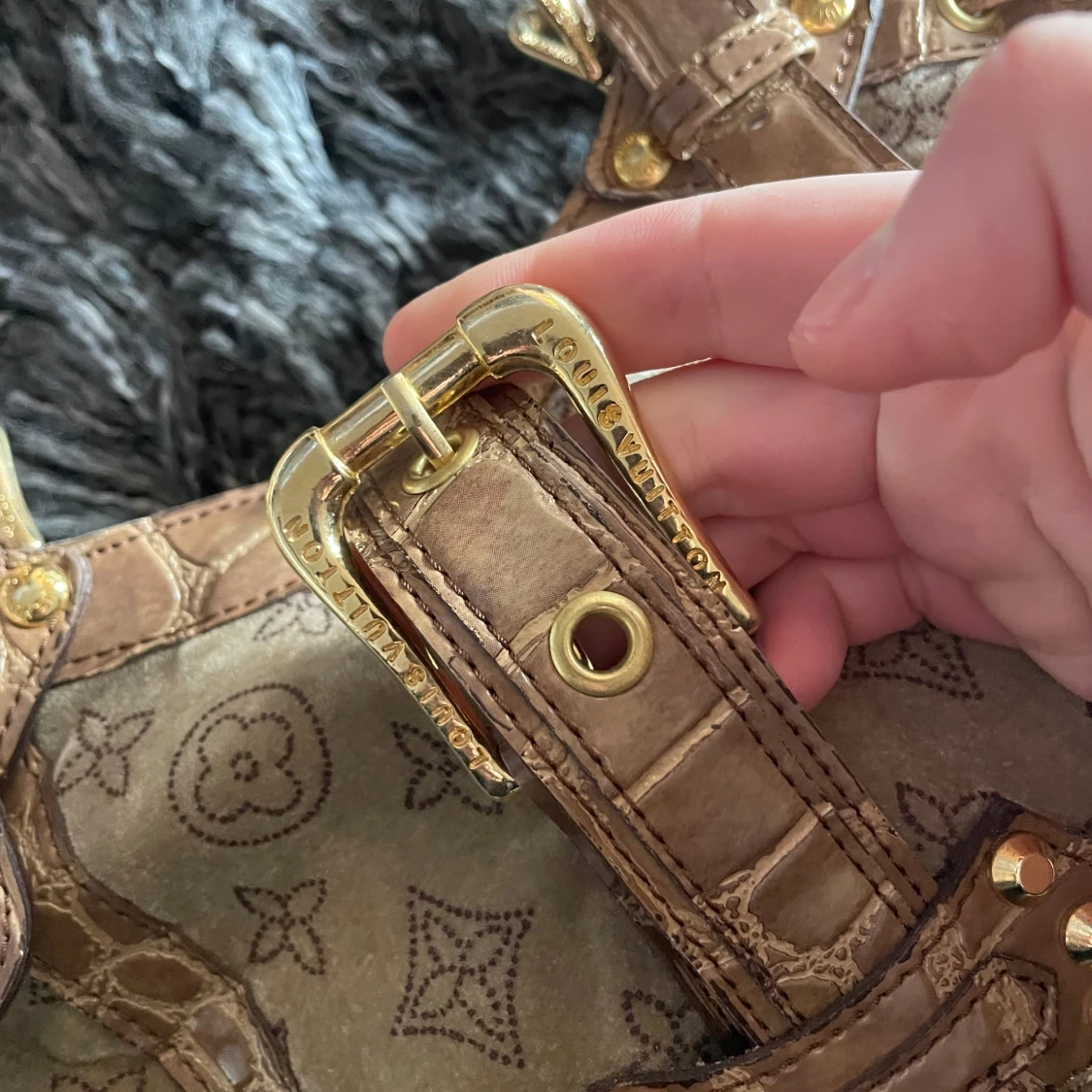 Beige handväska med monogram - 3