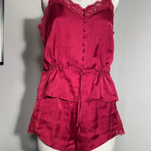 Sidenset - Helt nytt set från HM storlek S