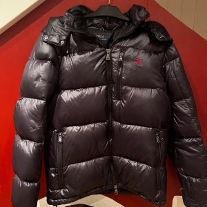 Ralph Laurent jacka - Säljer denna riktigt feta Ralph Laurent jacka i storlek M, den är i fint skick