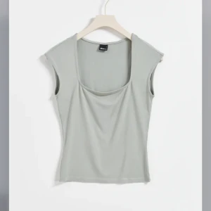 Topp - Soft touch topp från Gina superfin 