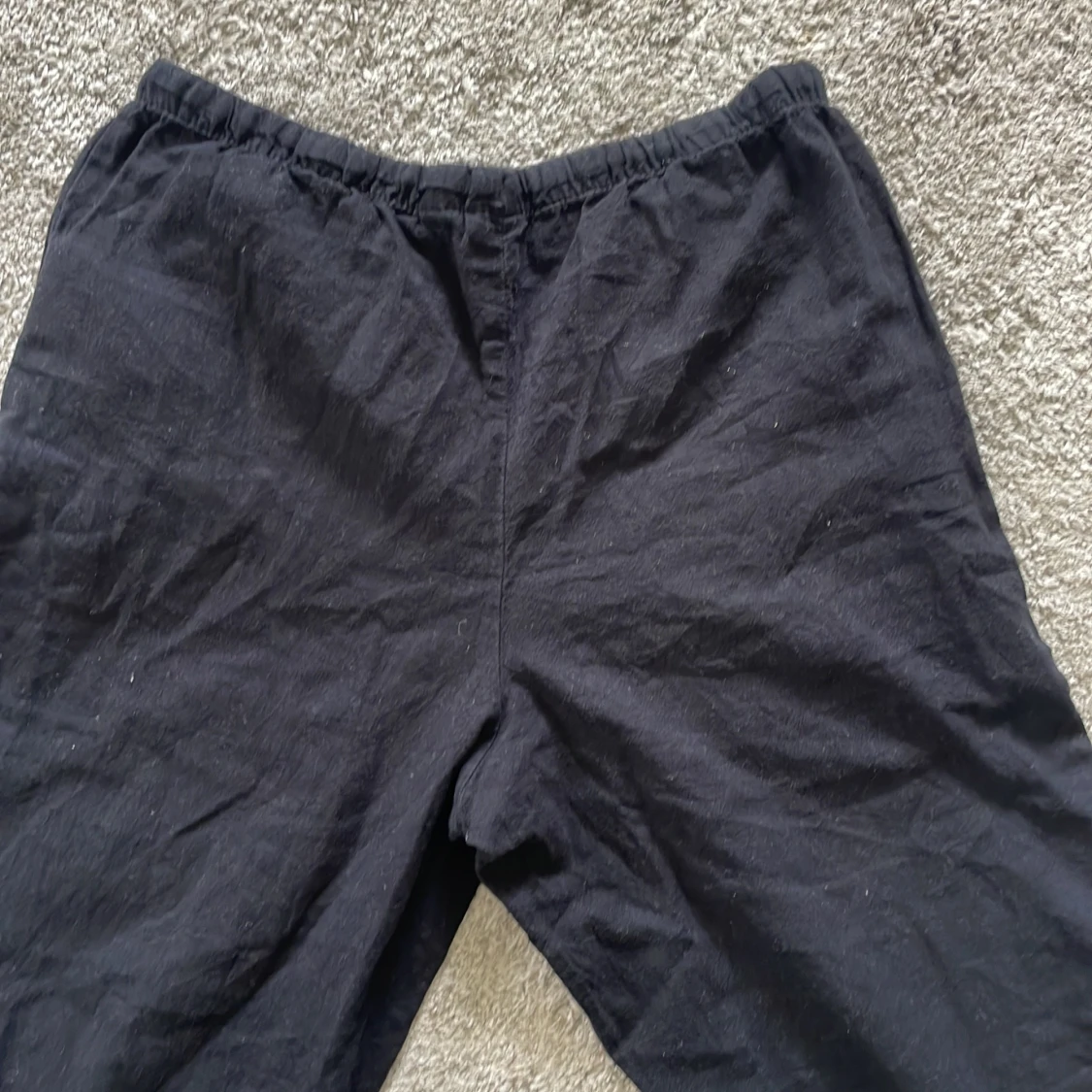 Svarta linnebyxor  - 91