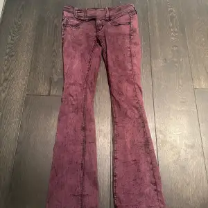 Jätte snygga BDG jeans som inte kommer till användning längre, dem är storlek 25 amerikansk men skulle säga 34/36 i svensk storlek