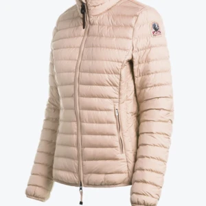 Parajumpers jacka   - Säljer min parajumpers jacka knappt använd köpt på Johnells 