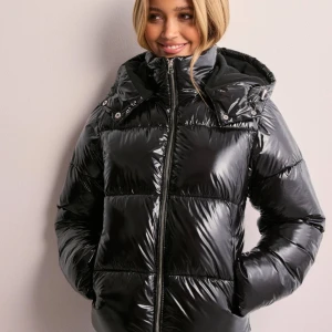 Nelly jacka - Helt ny Nelly jacka i storlek XS!!