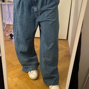 Baggy jeans - Har inga tecken på användning.