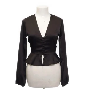 Blus - Jättesöt blus i bra skick.