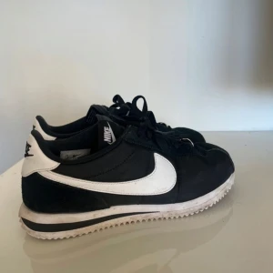 Nike sneakers - Modell: Cortez Används inte längre