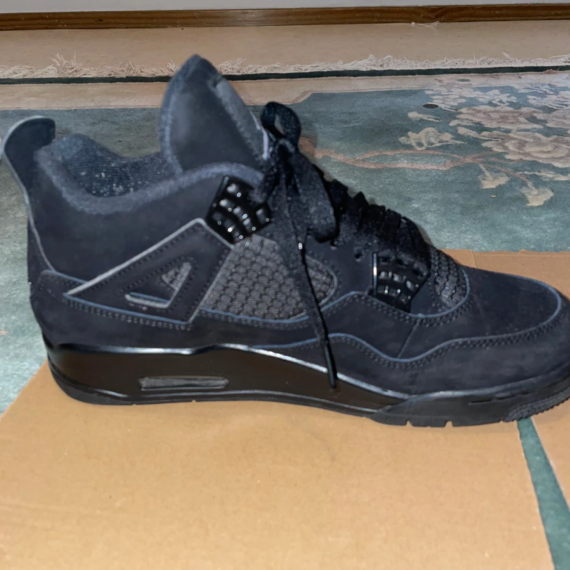  Jordan 4 Black Cats - 92