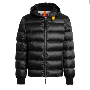 Parajumpers vinterjacka - Den är i bra skick, använt den en halv vinter och är väldigt fin, ny pris 6500kr. Kvitto finns!