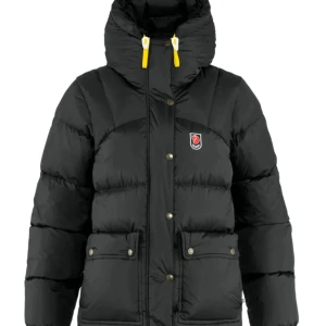 Fjällräven jacka - Säljer min fjällräven då jag inte använder den lika mycket❤️ skulle även kunna tänka mig byta mot en grön, hör av dig för bilder❤️