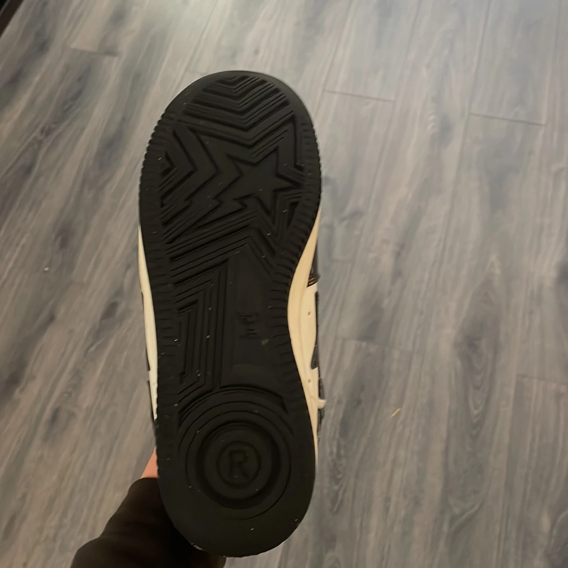 Svarta och vita sneakers  - 4