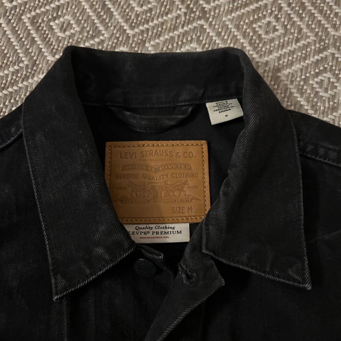 Svart jeansjacka från Levi's - 2