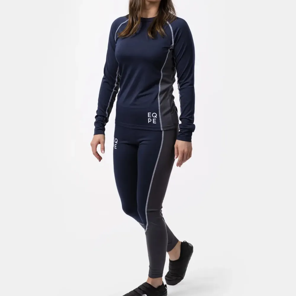 Underställ från EQPE💓fick i julklapp men köpte ett annat par. Lappen är bortklippt därav kan jag inte lämna tillbaka, men de är aldrig använda! Byxor och tröja ingår. Sportswear.