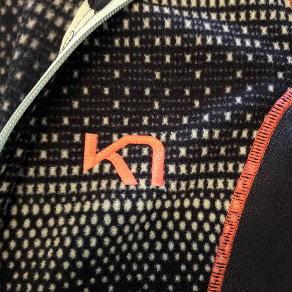 Mönstrad fleecetröja från Kari Traa - 3