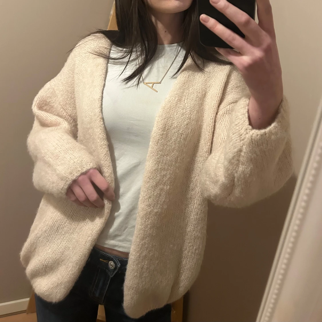 Beige stickad kofta - 1