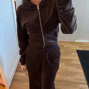 Mjukis Set BikBok - Säljer detta settet från BikBok. Använd 2-3 gånger max. Som ny