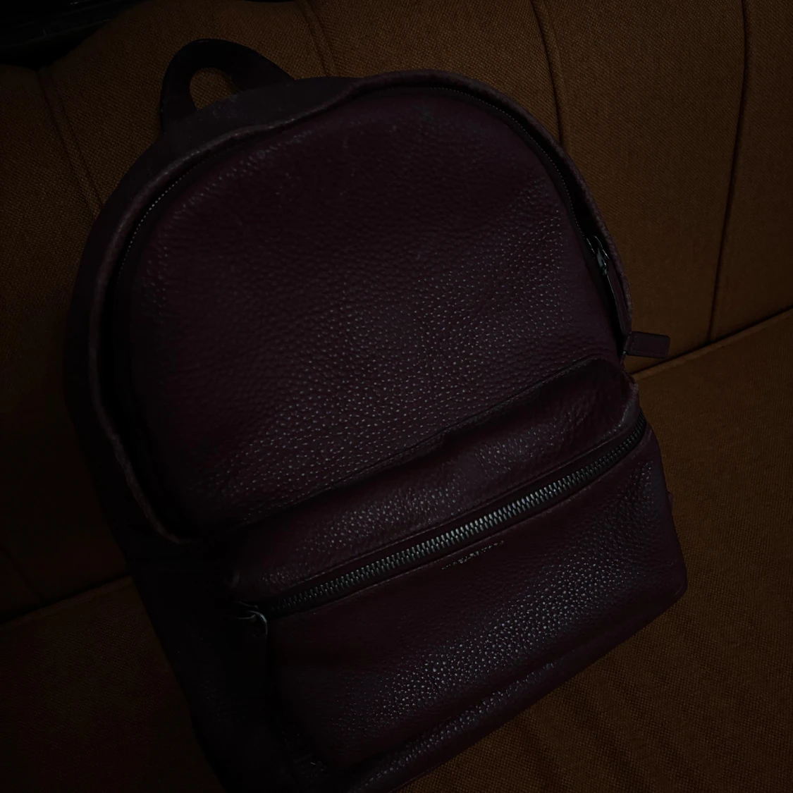 Röd ryggsäck från Michael Kors