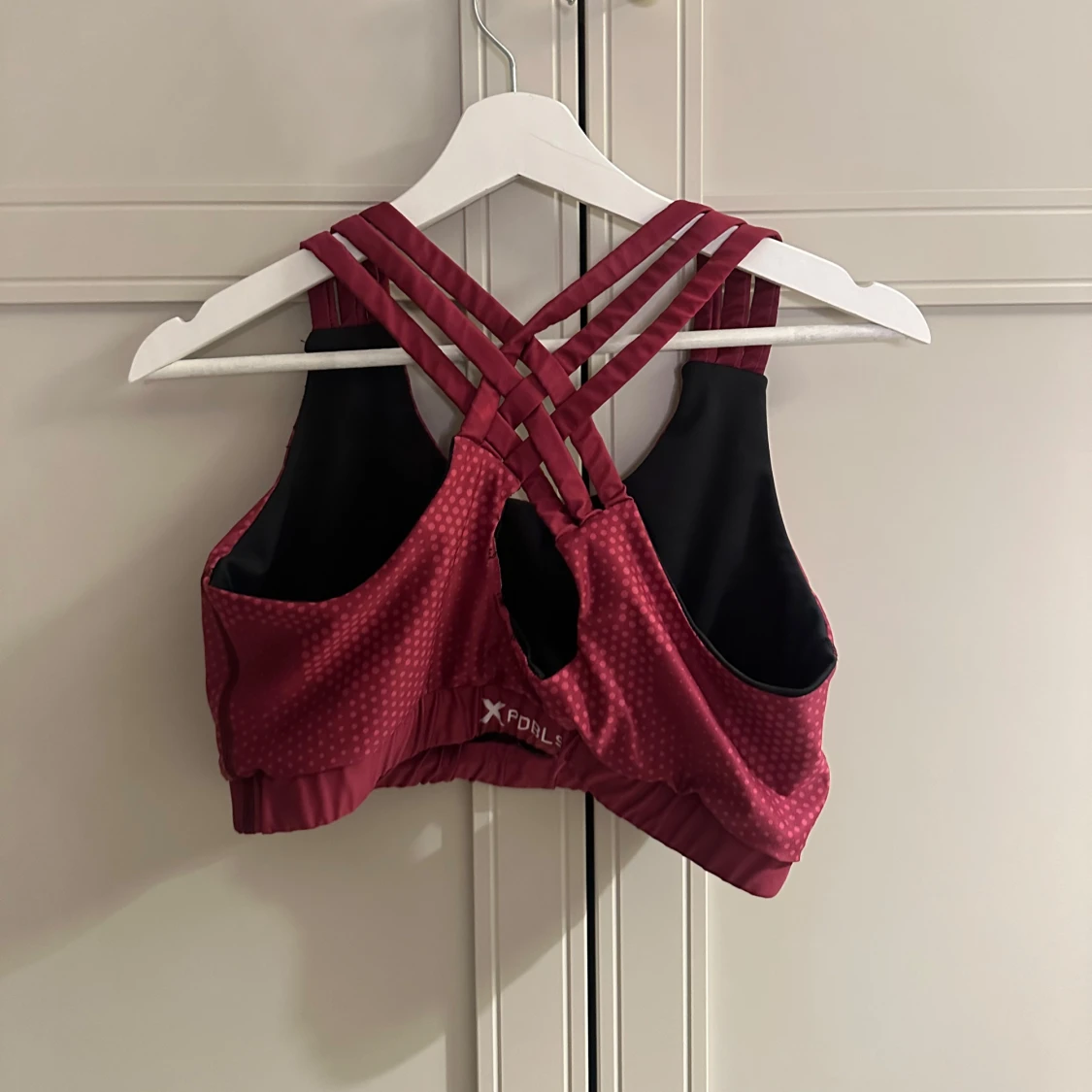 Mörk rosa sporttopp från XPDBLS - 1