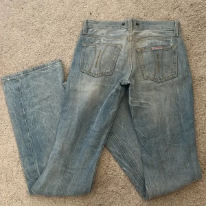 Low waist booutcut jeans - Skit snygga i fint skick❤️