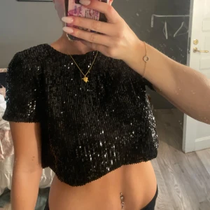 Glitter tröja  - As snygg passar till allt