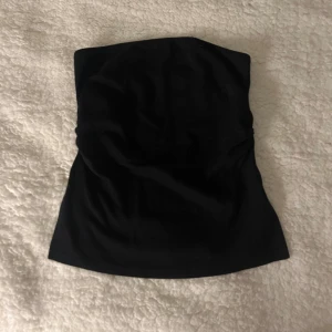 Tub topp - Super fin tub topp som används ca 5 gånger.. den är i super bra skick❤️❤️