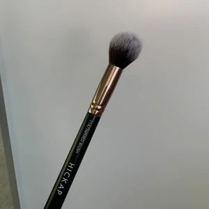 Hickap sminkborste - Nypris 139kr