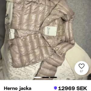 Söker denna herno jacka i stl xs/s