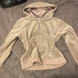 Tröja - För liten på mig❤️